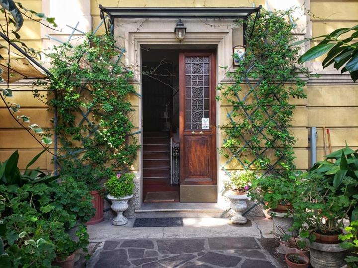 Apartmán Golden House Boloňa Exteriér fotografie